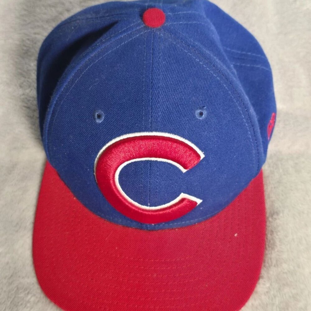 New Era 9FIFTY Basic Snapback Hat Cap | MLB Chicago Cubs | Blue/Red‎ | Adult